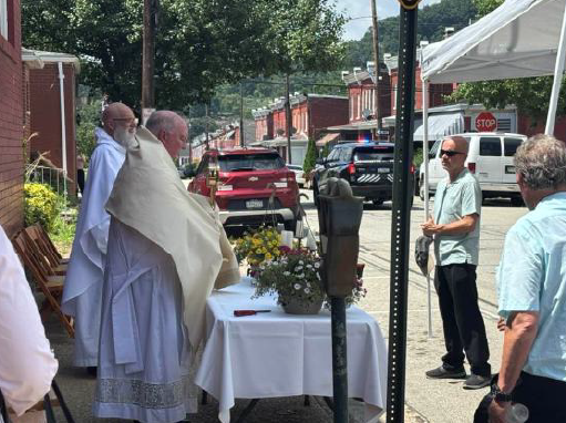 Eucharistic Procession thru Jeannette